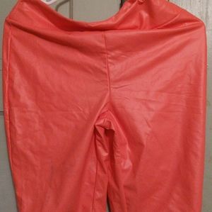 Ruched leather biker shorts.